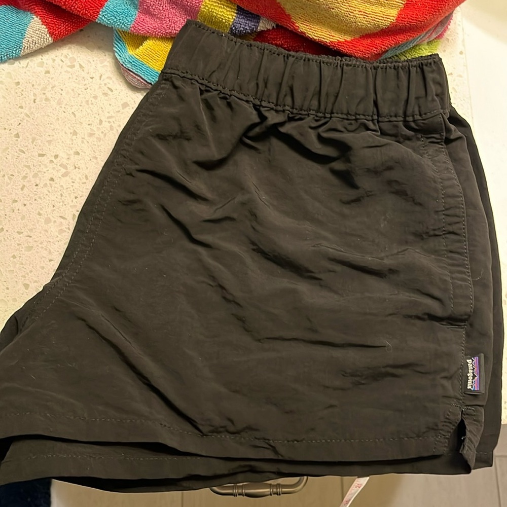 Patagonia Black Women’s Shorts medium